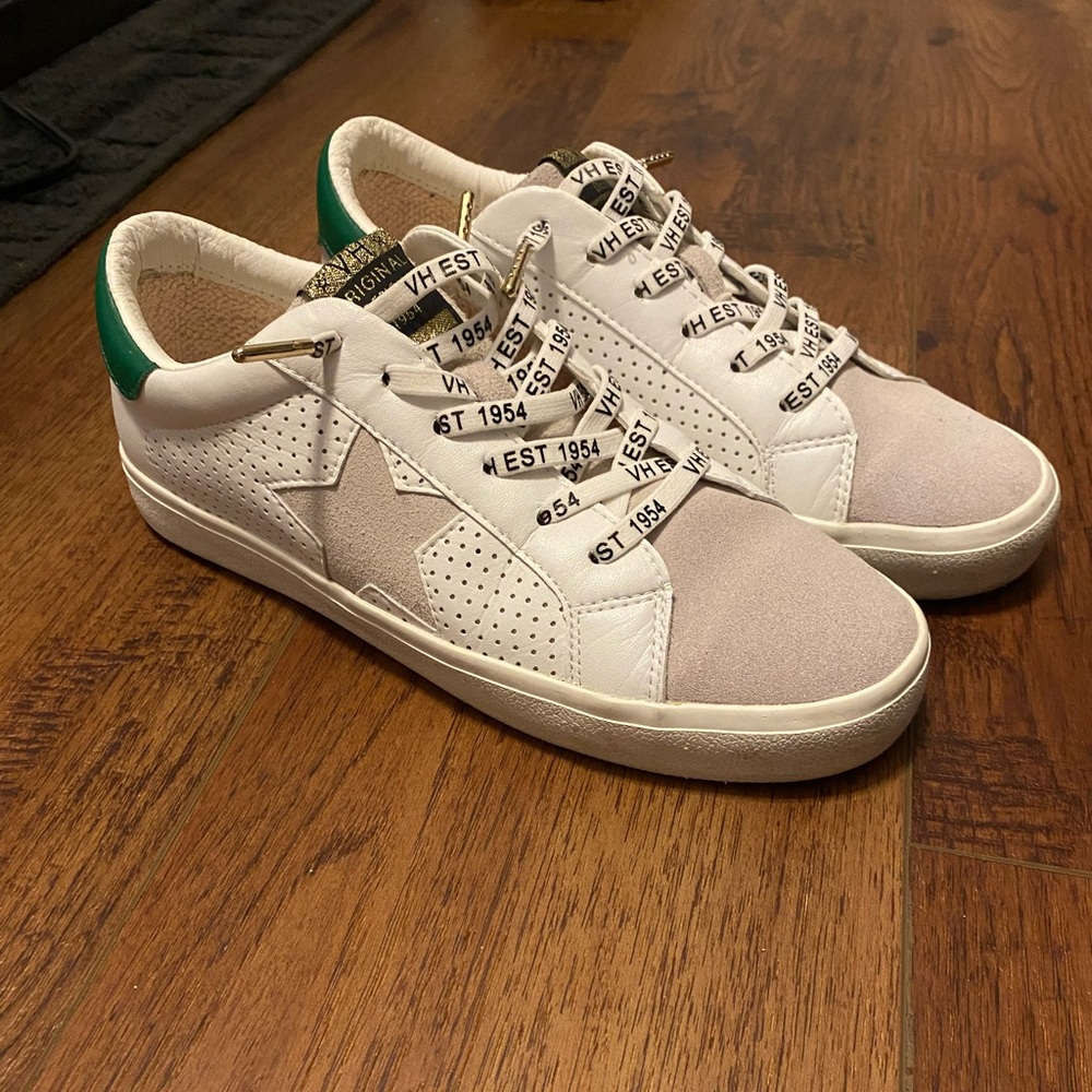 Last Chance! Deleting 01.03.24. Vintage Havana Star Sneakers